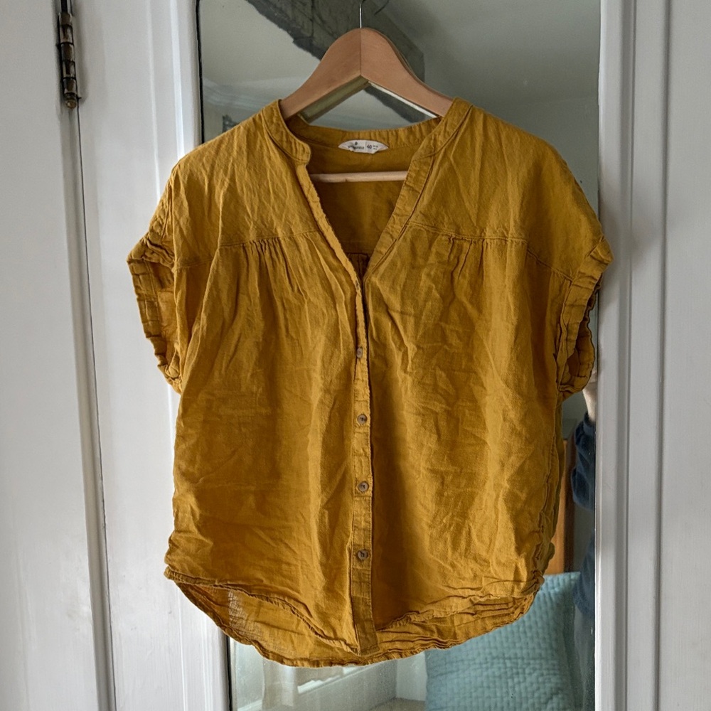 Springfield Mustard Yellow Linen Blend Short Sleeve Button Down